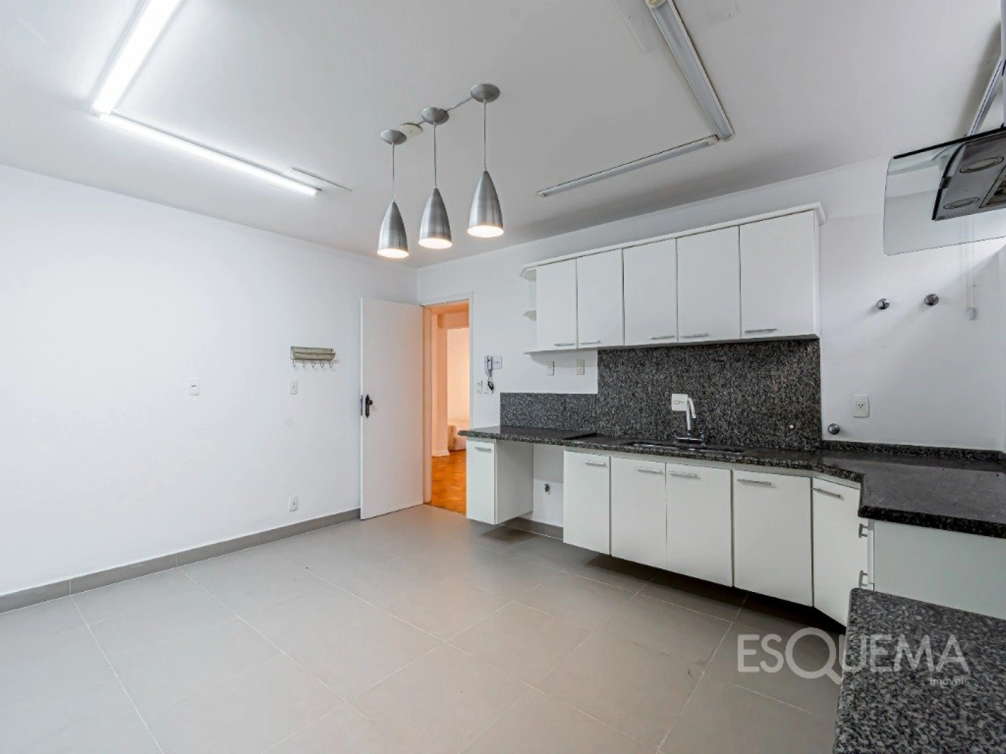 Casa reformada para locação no Alto de Pinheiros - Imagem 8