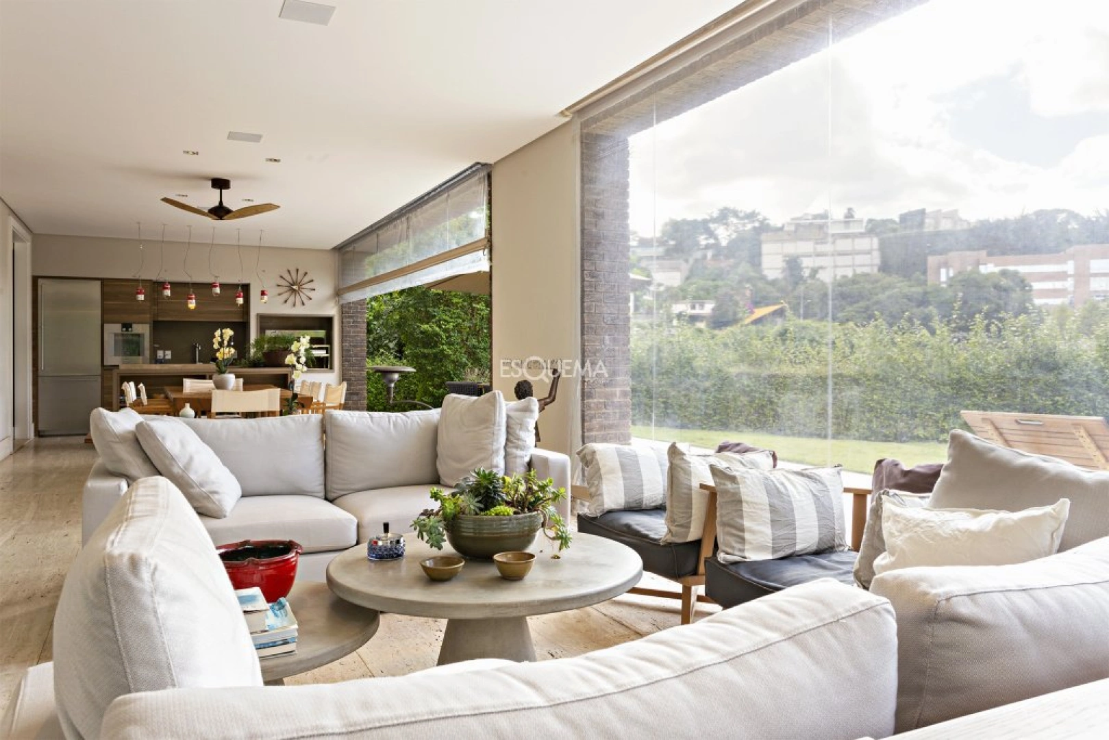 Casa assinada por Dado Castello Branco - Imagem 9