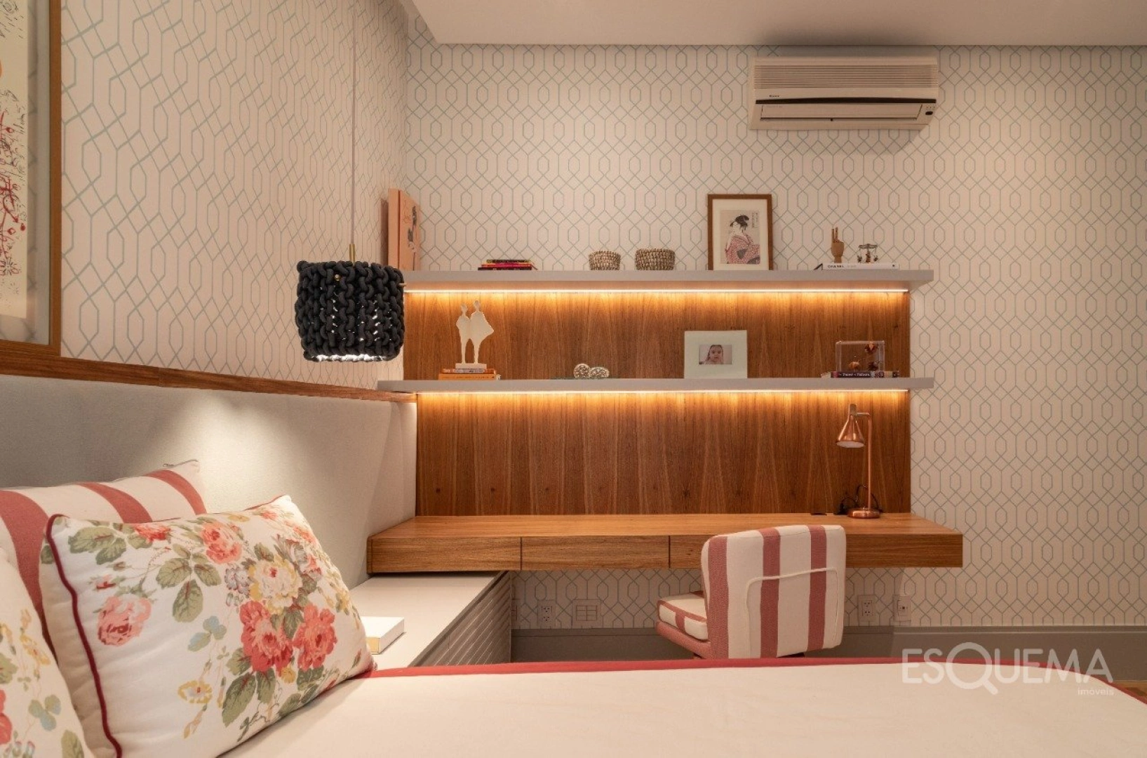 Casa assinada por João Armentano em condomínio com apenas 8 casas - Imagem 14
