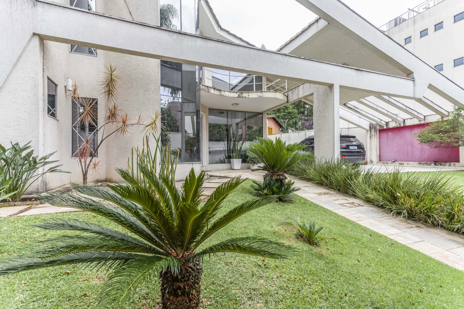 Casa em excelente localização - Imagem 15