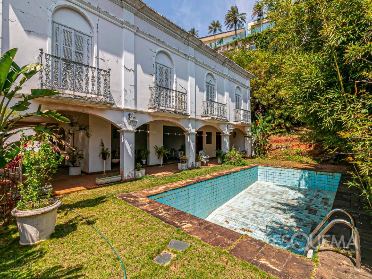 Casa com vista privilegiada no Jardim Guedala. - Imagem 1
