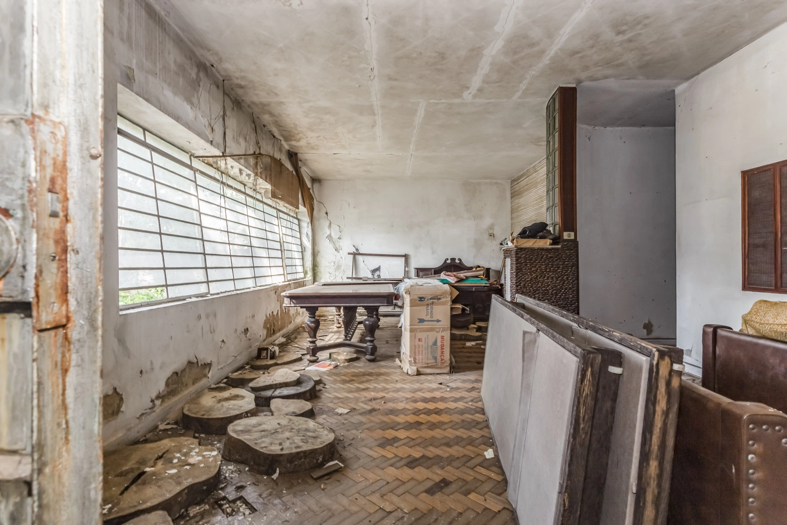Casa para demolição em ótimo terreno - Imagem 7