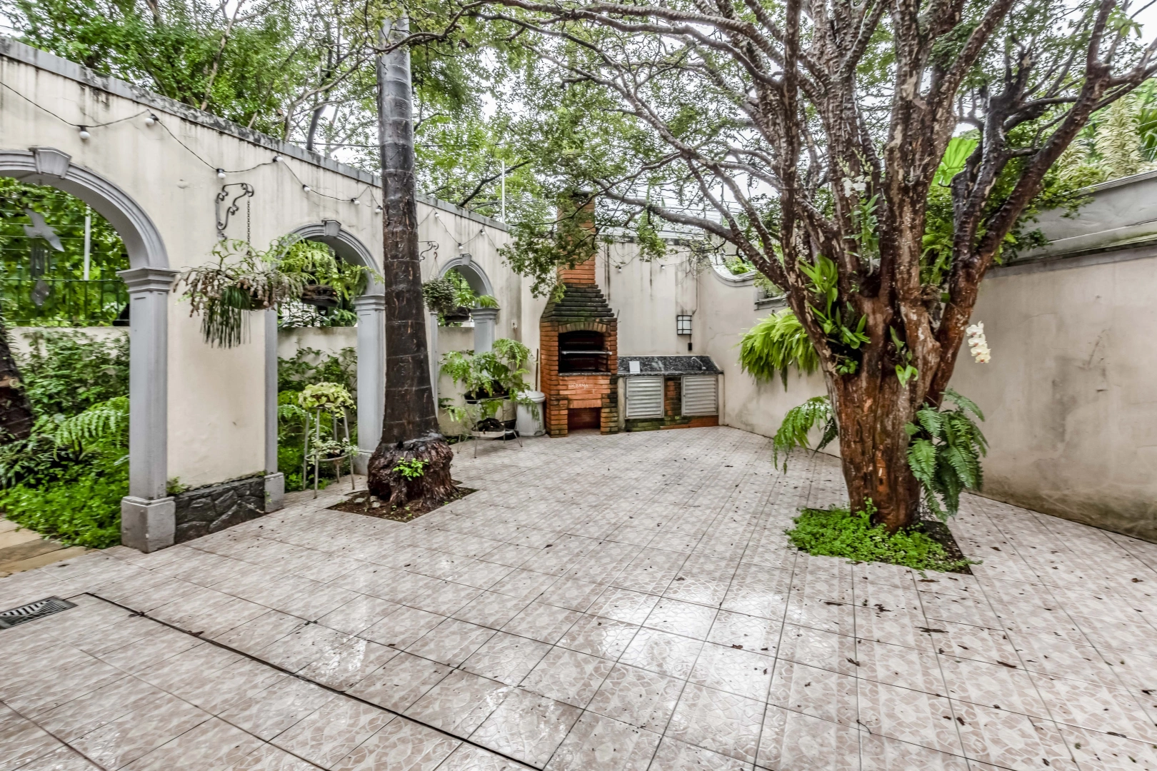Casa térrea com fachada neoclássica - Imagem 7