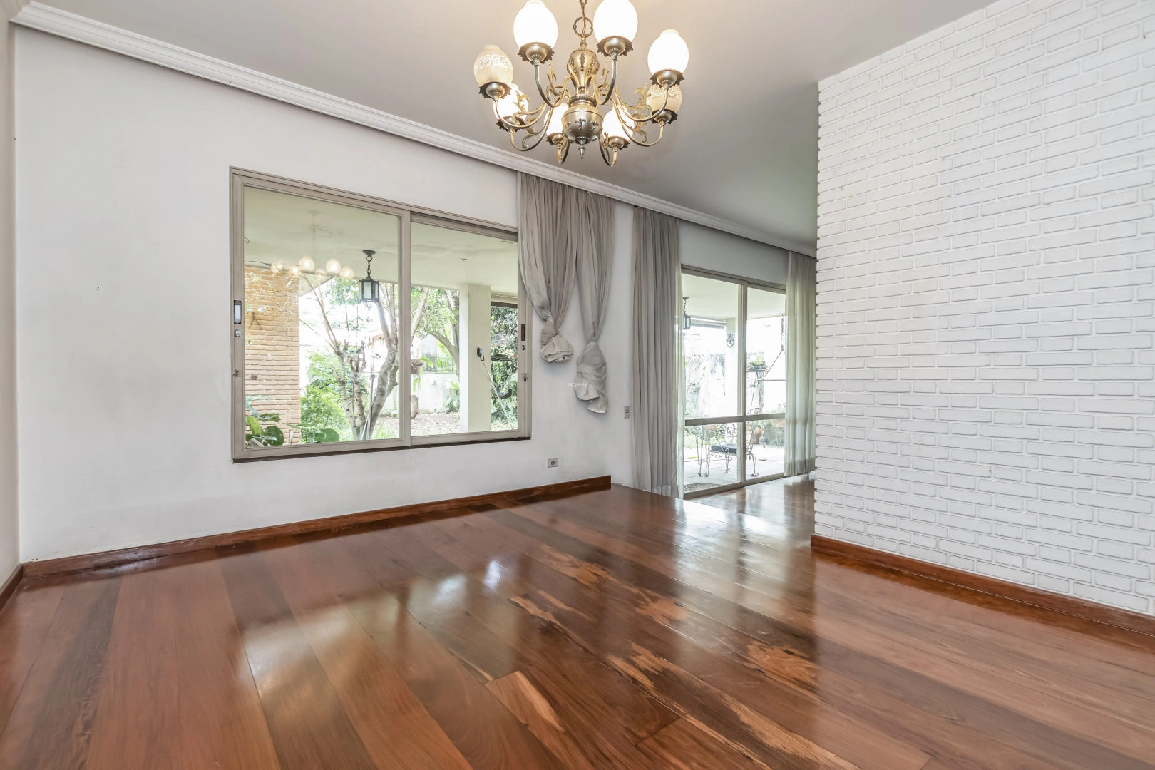 Casa em região privilegiada - Imagem 9