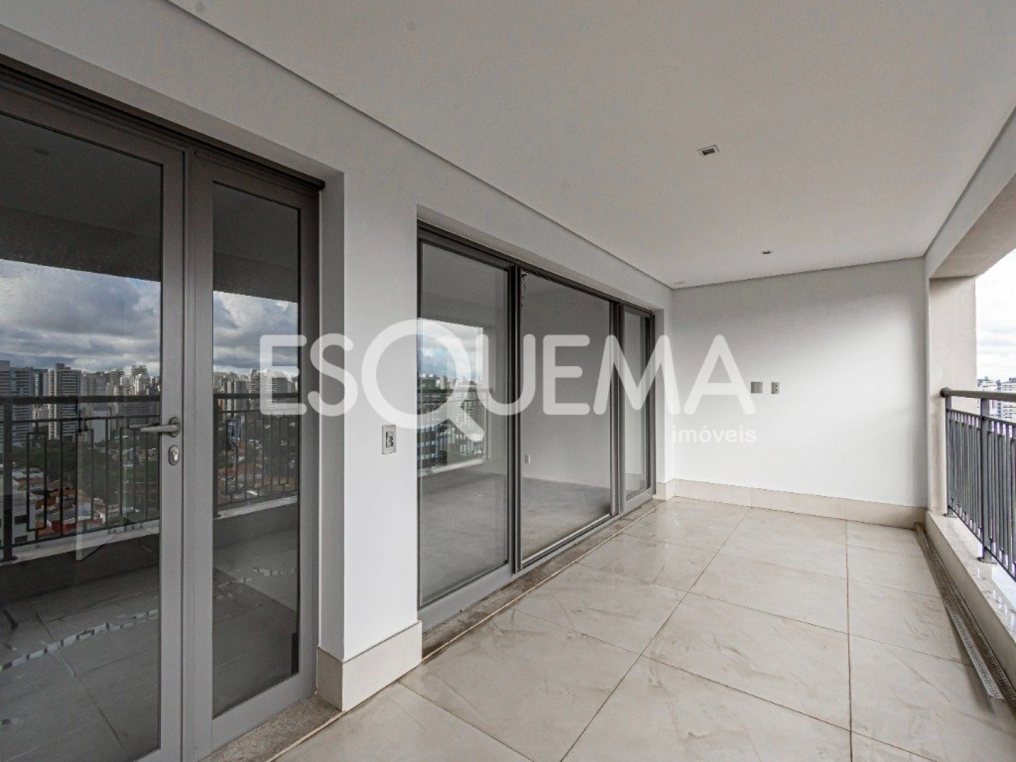 Apartamento próximo a toda a infraestrutura do bairro - Imagem 7