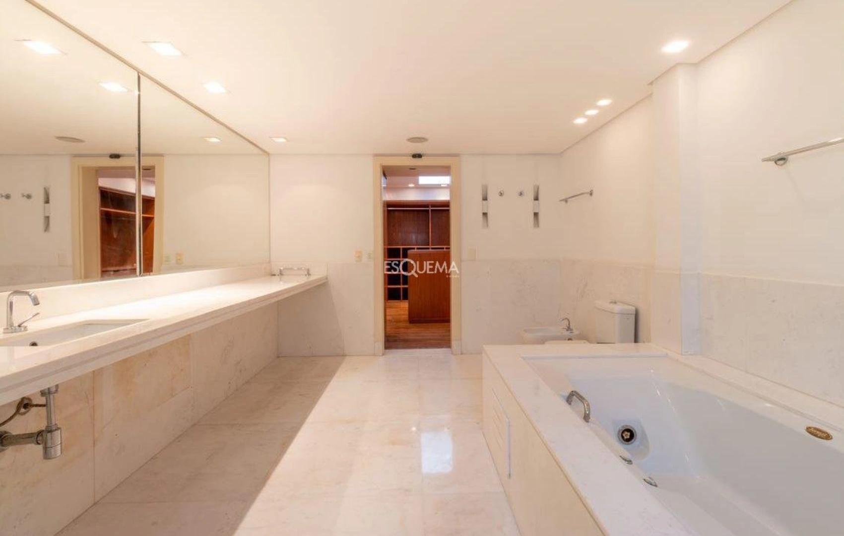 Casa com projeto de Patricia Anastassiadis - Imagem 10