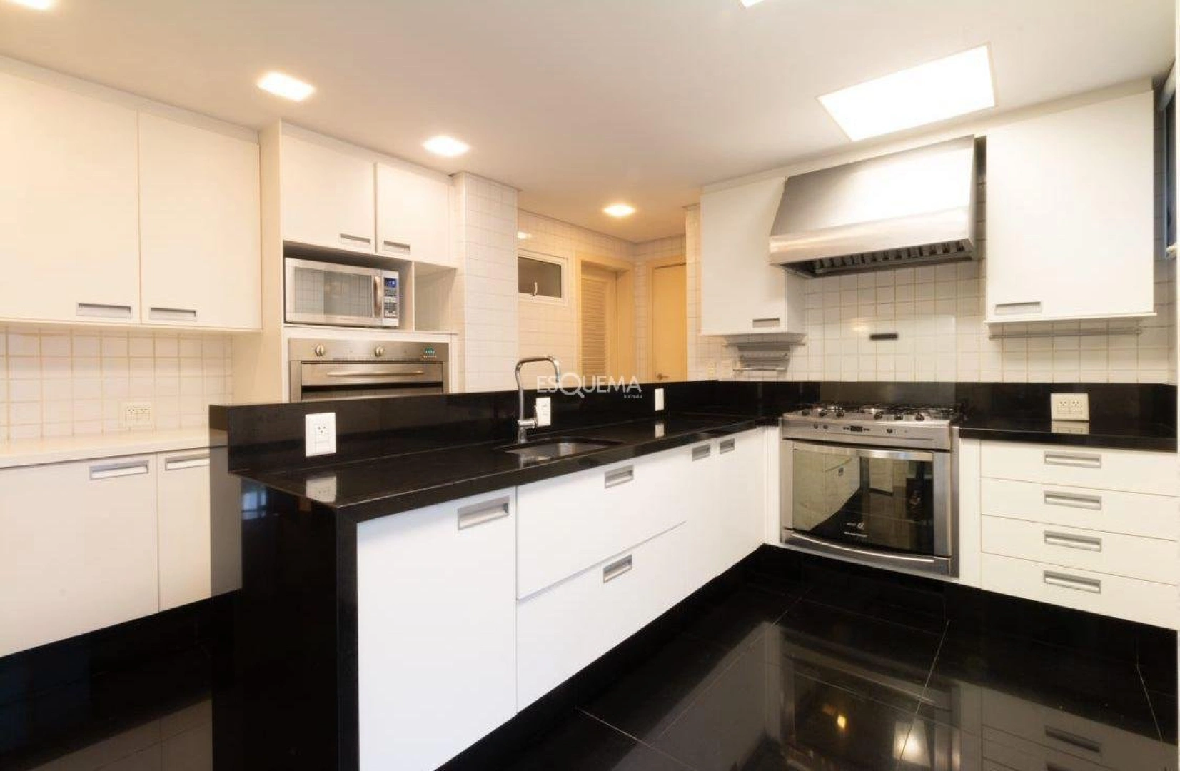Casa com projeto de Patricia Anastassiadis - Imagem 15