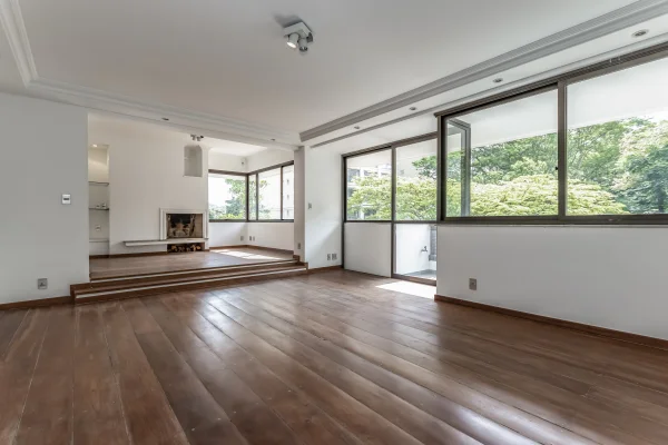 Apartamento em frente ao Clube Pinheiros