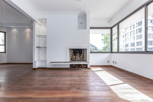 Apartamento em frente ao Clube Pinheiros
