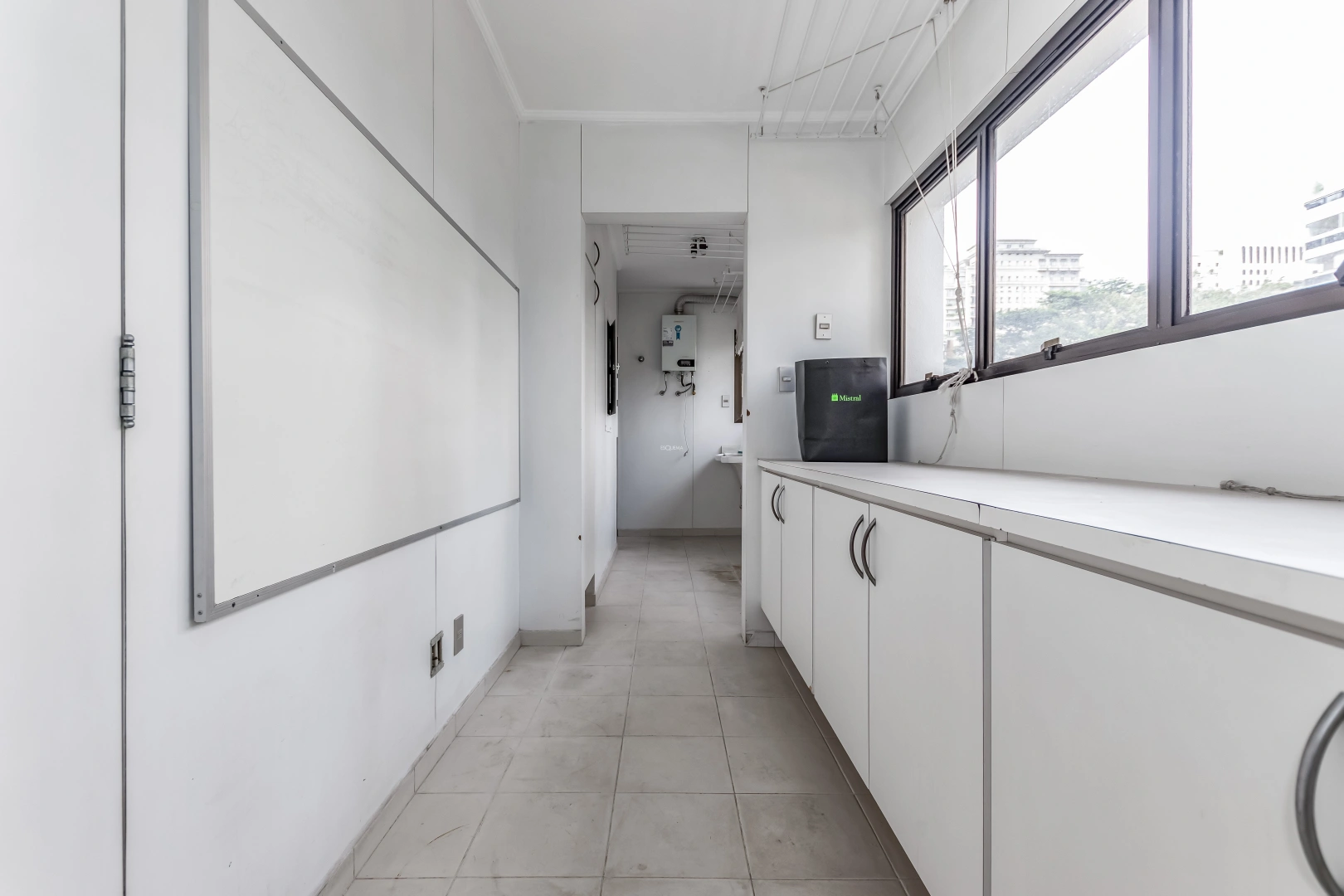 Apartamento em frente ao Clube Pinheiros - Imagem 9