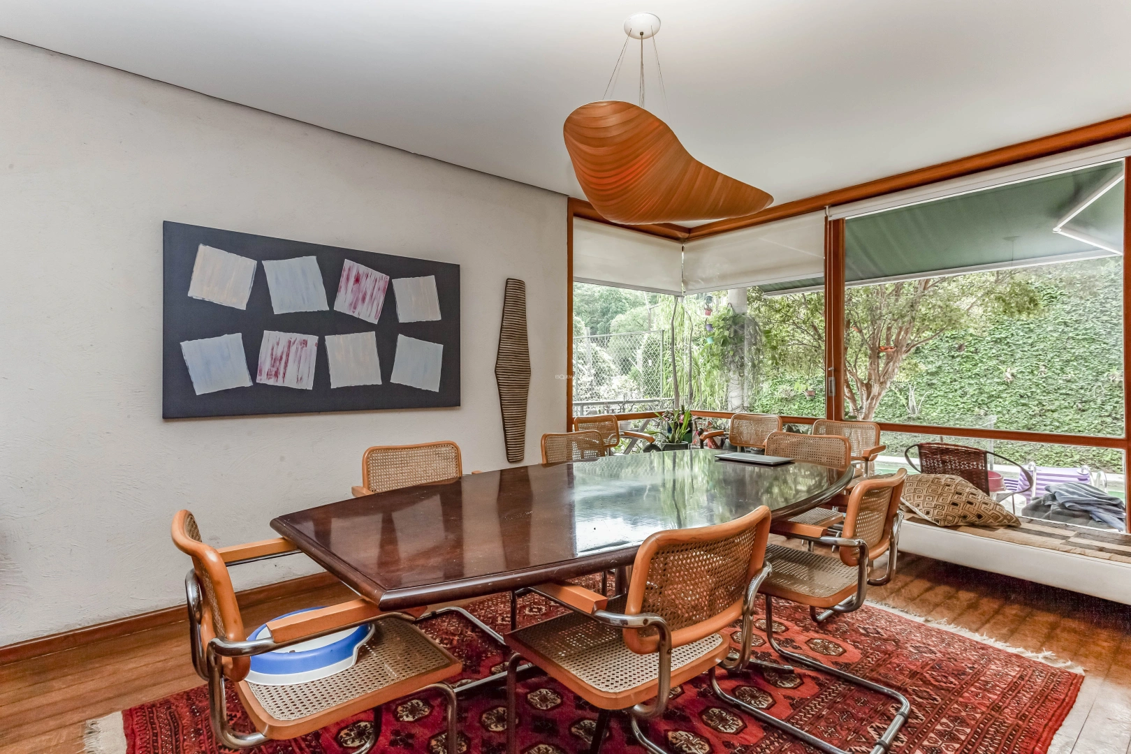 Casa com projeto moderno e vista para o bairro - Imagem 6