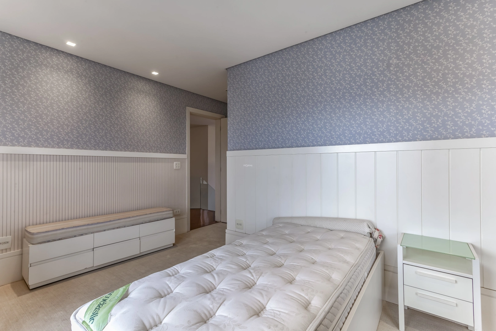 Apartamento reformado em rua cobiçada - Imagem 15