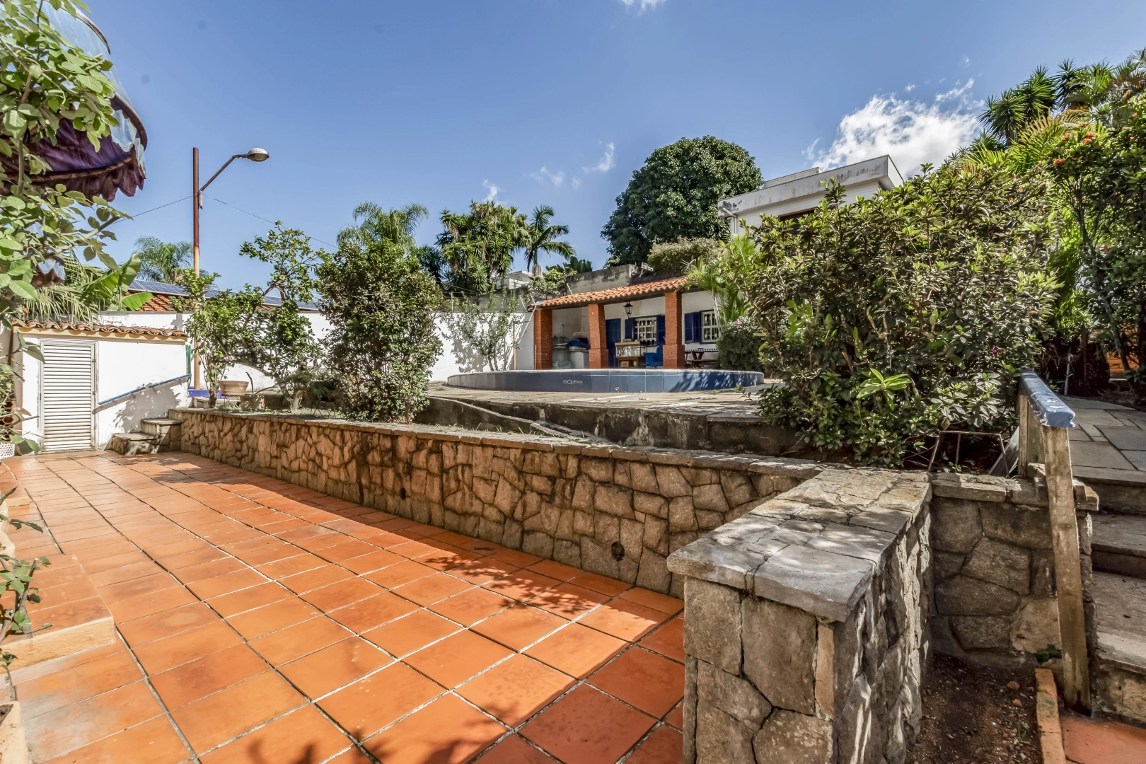 Casa para reforma - Imagem 12
