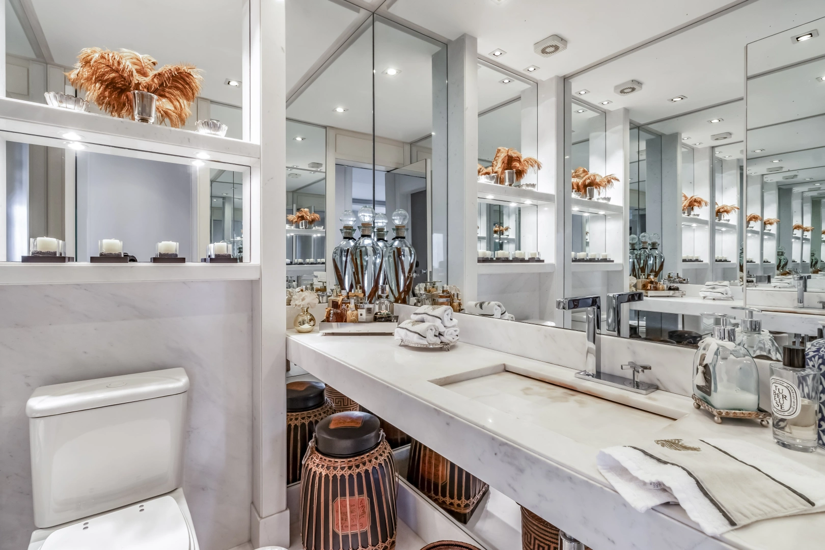 Apartamento reformado com vista privilegiada - Imagem 10