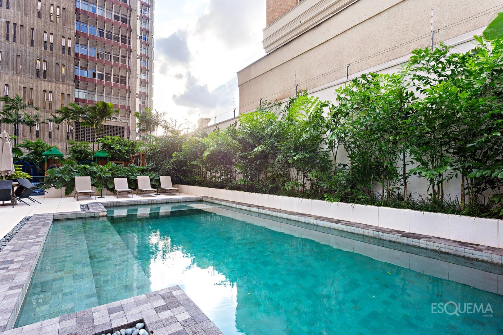 Cobertura reformada com projeto de Isay Weinfeld - Imagem 11