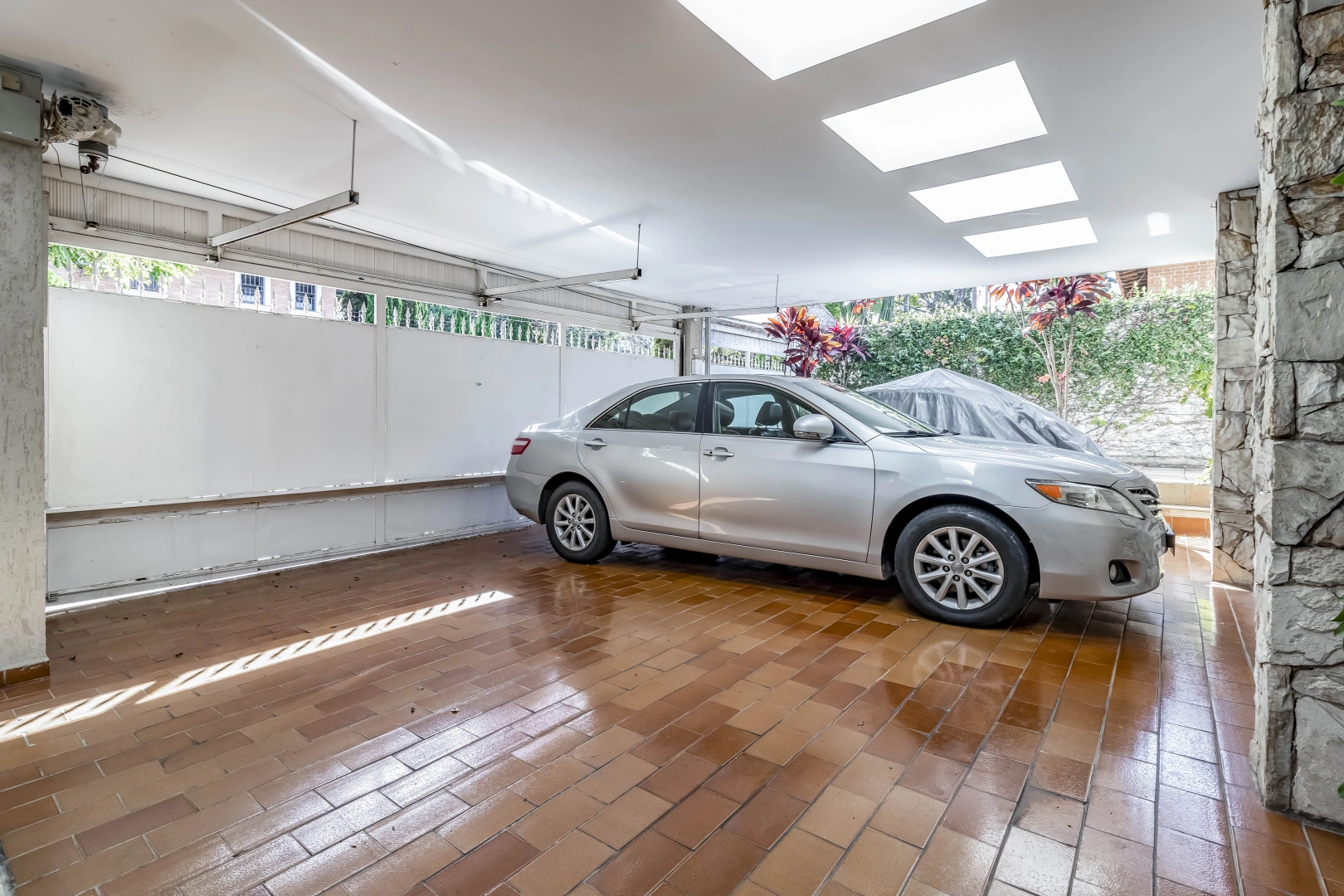Casa com amplo lazer - Imagem 15