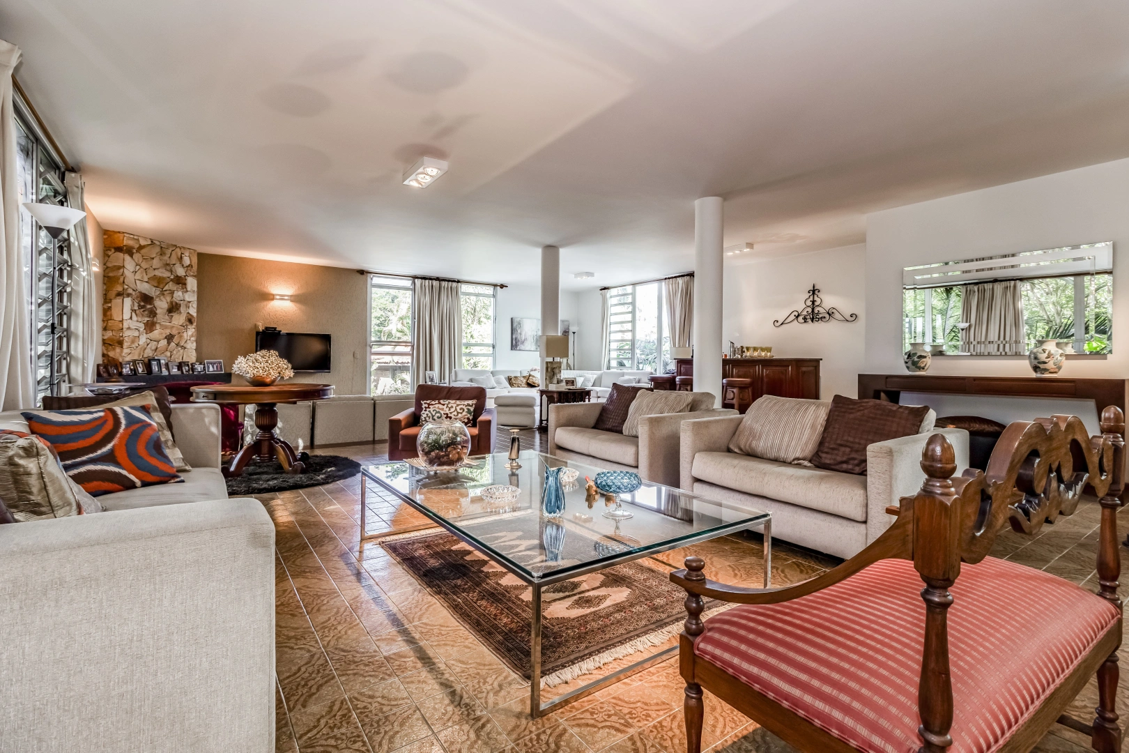 Casa com amplo lazer - Imagem 9