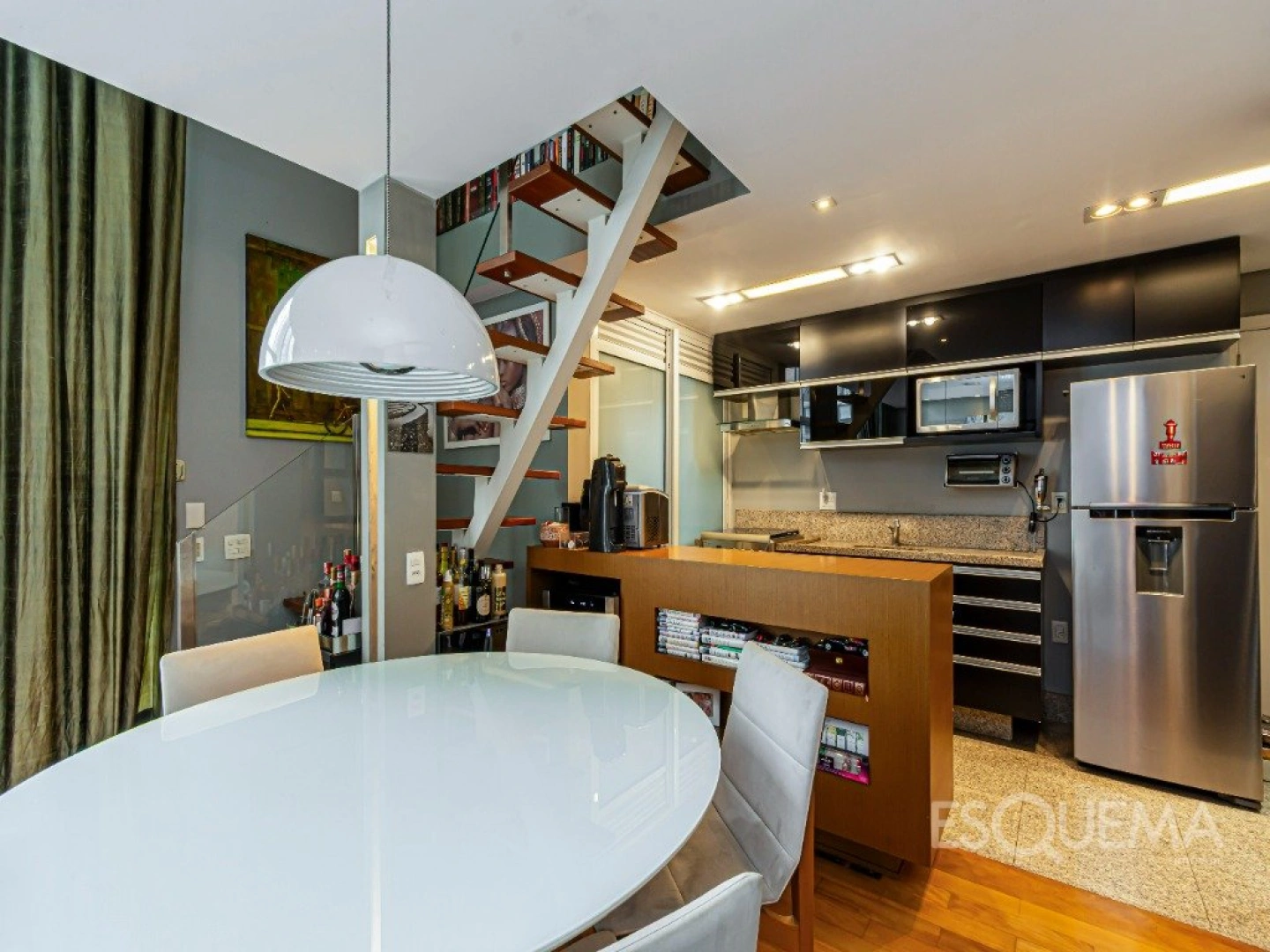 Apartamento com projeto diferenciado e mezanino na Vila Nova Conceição - Imagem 4
