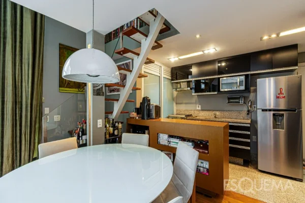 Apartamento com projeto diferenciado e mezanino na Vila Nova Conceição
