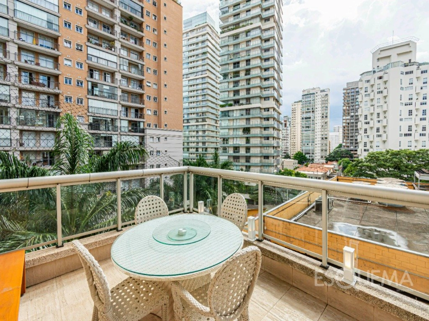Apartamento com projeto diferenciado e mezanino na Vila Nova Conceição - Imagem 9