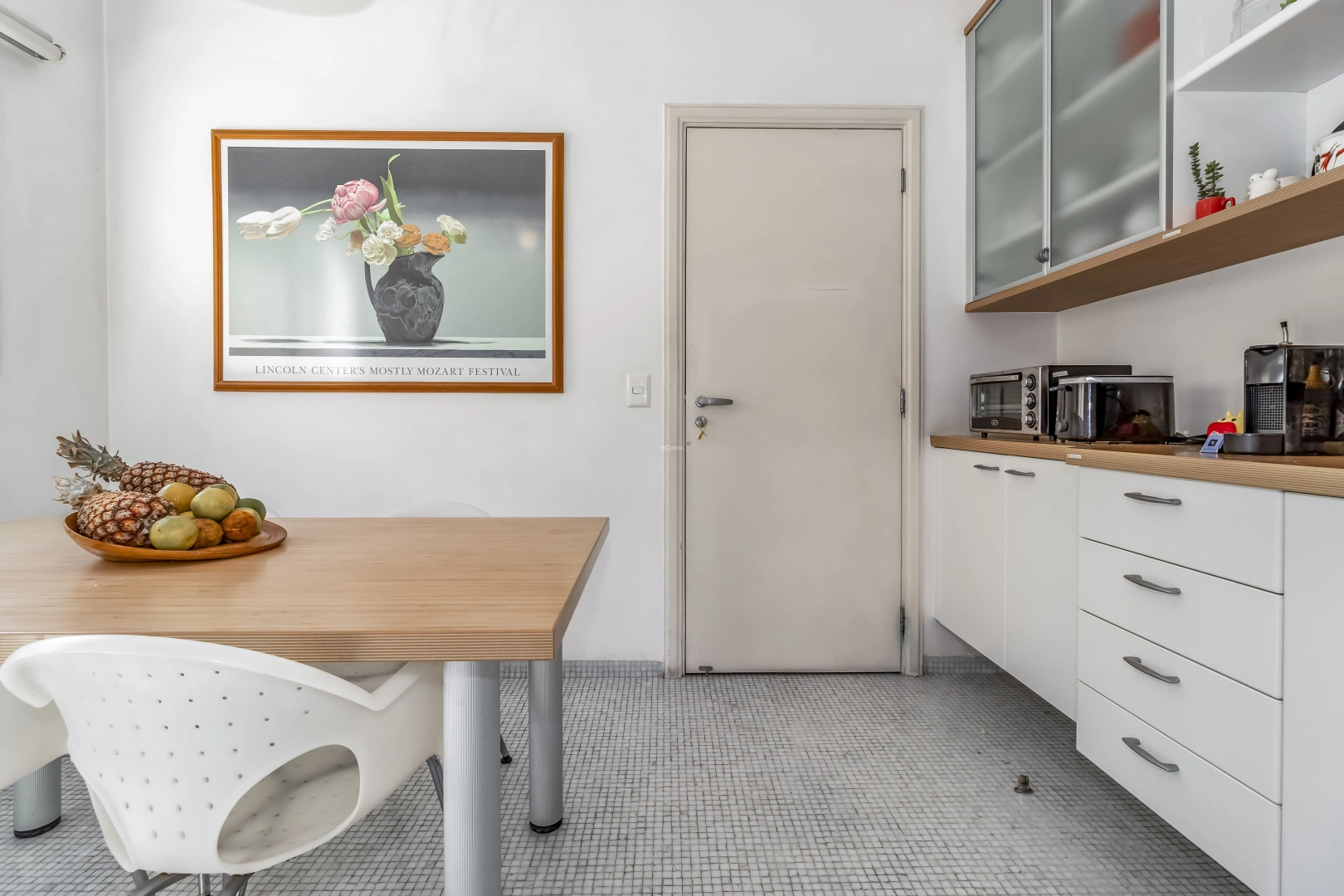 Casa com piscina em condomínio fechado - Imagem 10