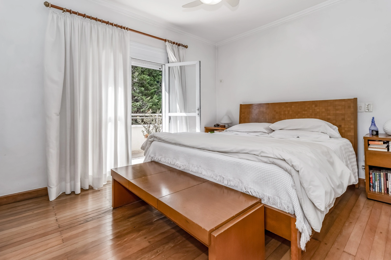 Casa com piscina em condomínio fechado - Imagem 12