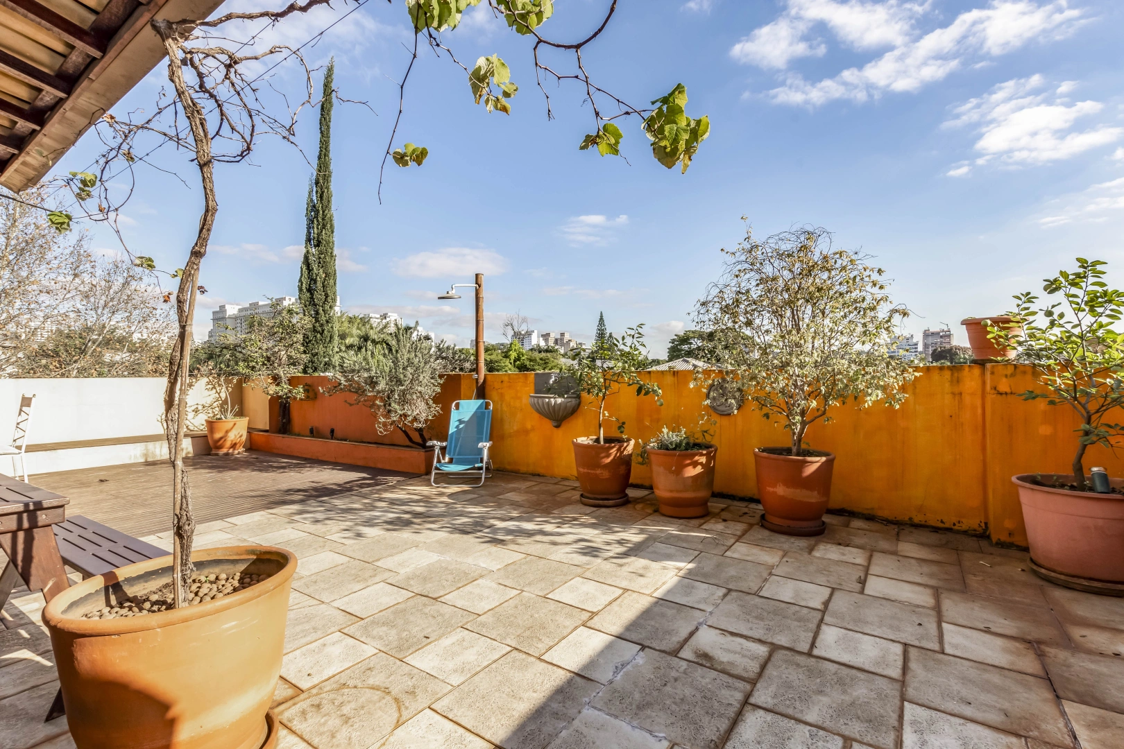 Casa em excelente localização - Imagem 4