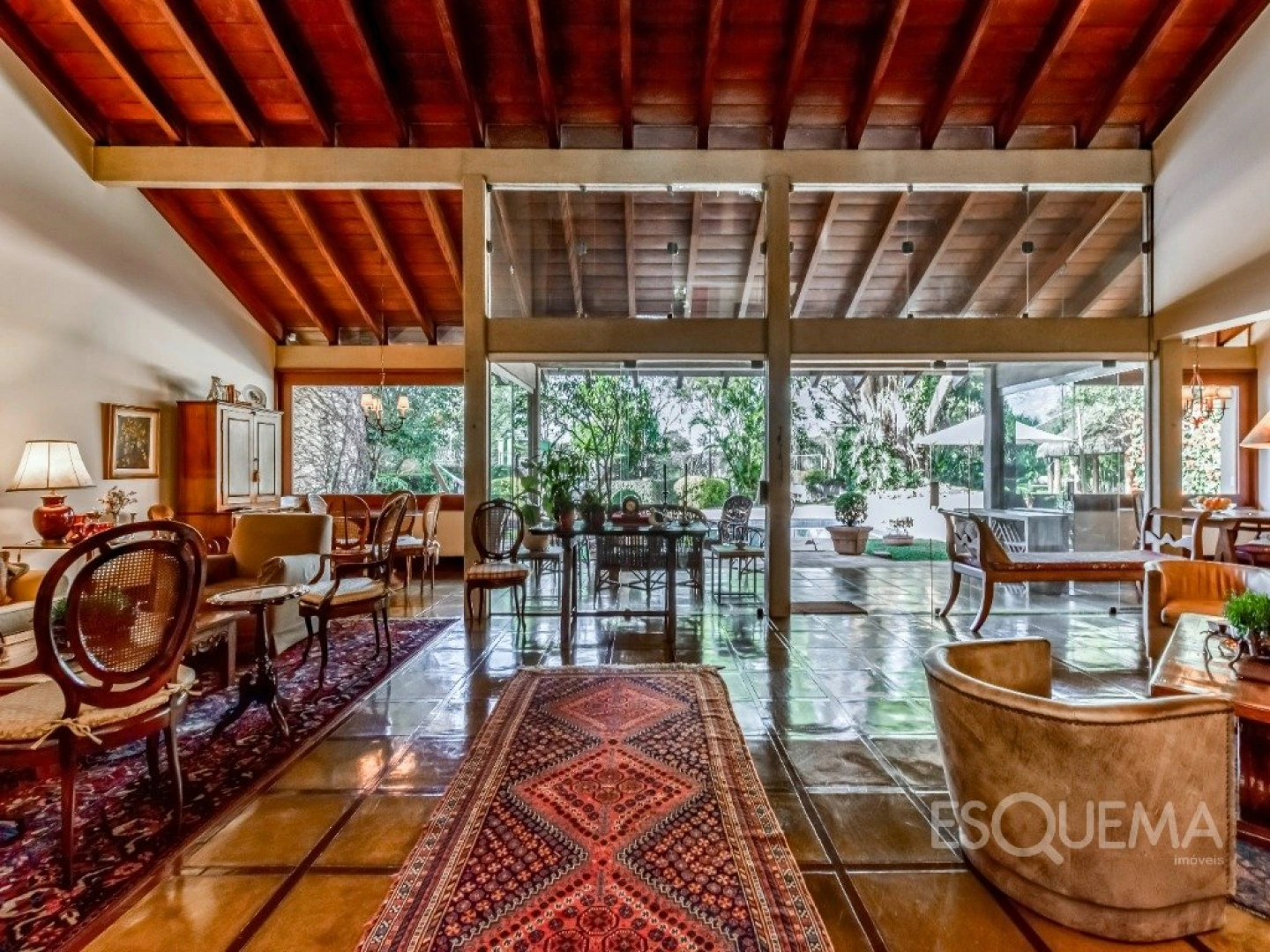 Casa em excelente localização no Jardim Guedala - Imagem 4
