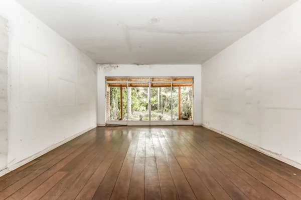 Casa comercial em terreno plano para reforma ou novo projeto no Jardim Paulista
