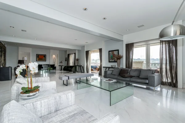 Apartamento amplo com vista para o bairro