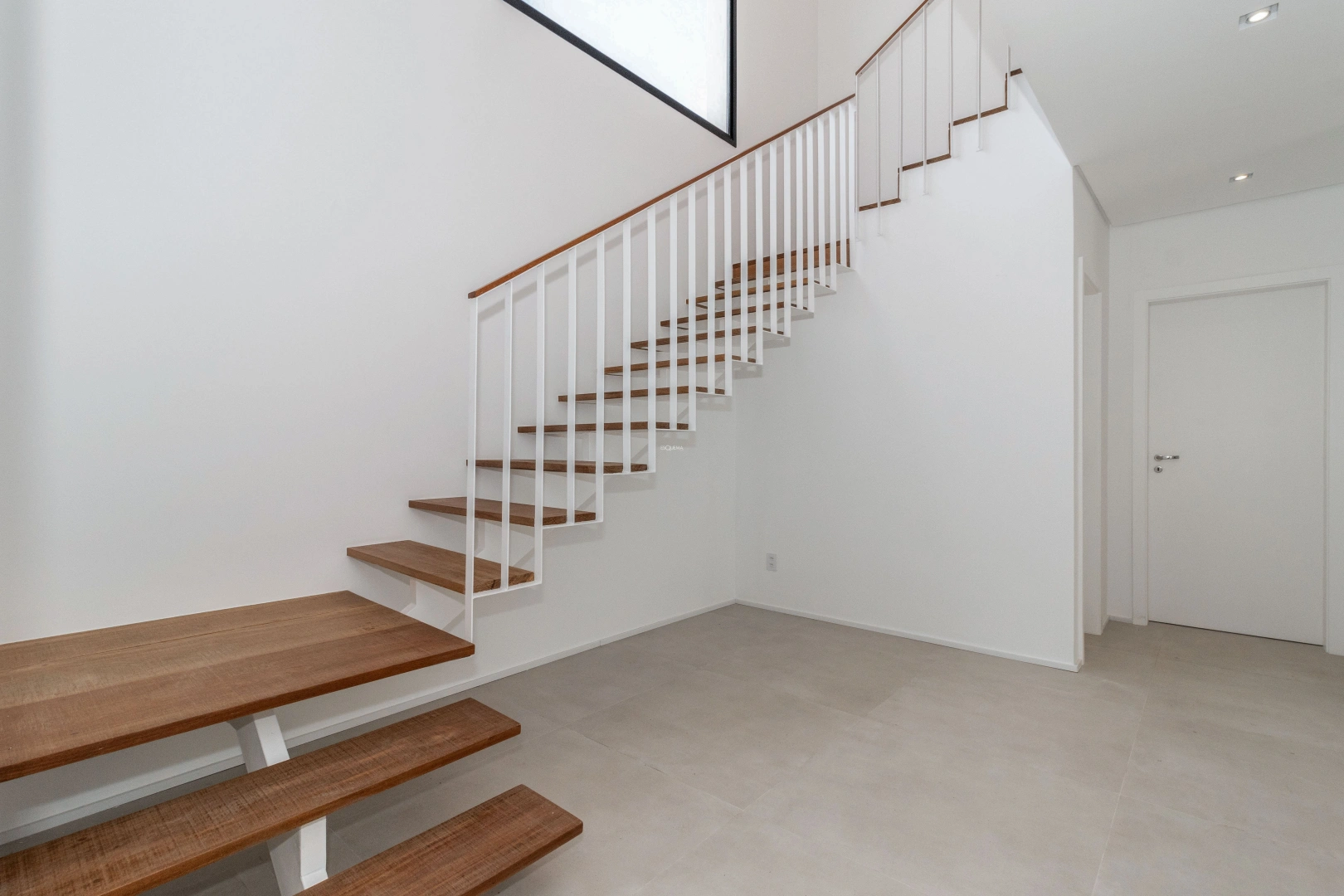 Casa nova com 4 suítes Jardim Paulista - Imagem 5