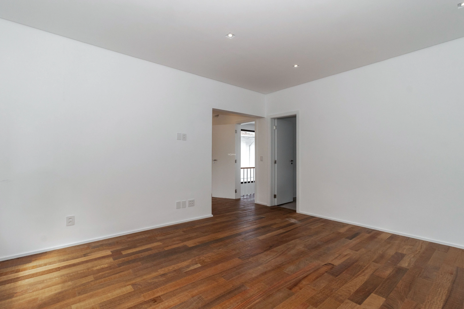 Casa nova com 4 suítes Jardim Paulista - Imagem 8