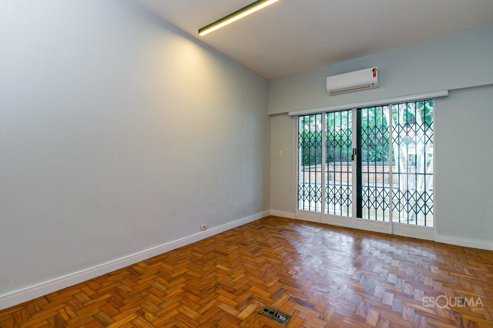 Casa comercial para reforma no Jardim América - Imagem 11