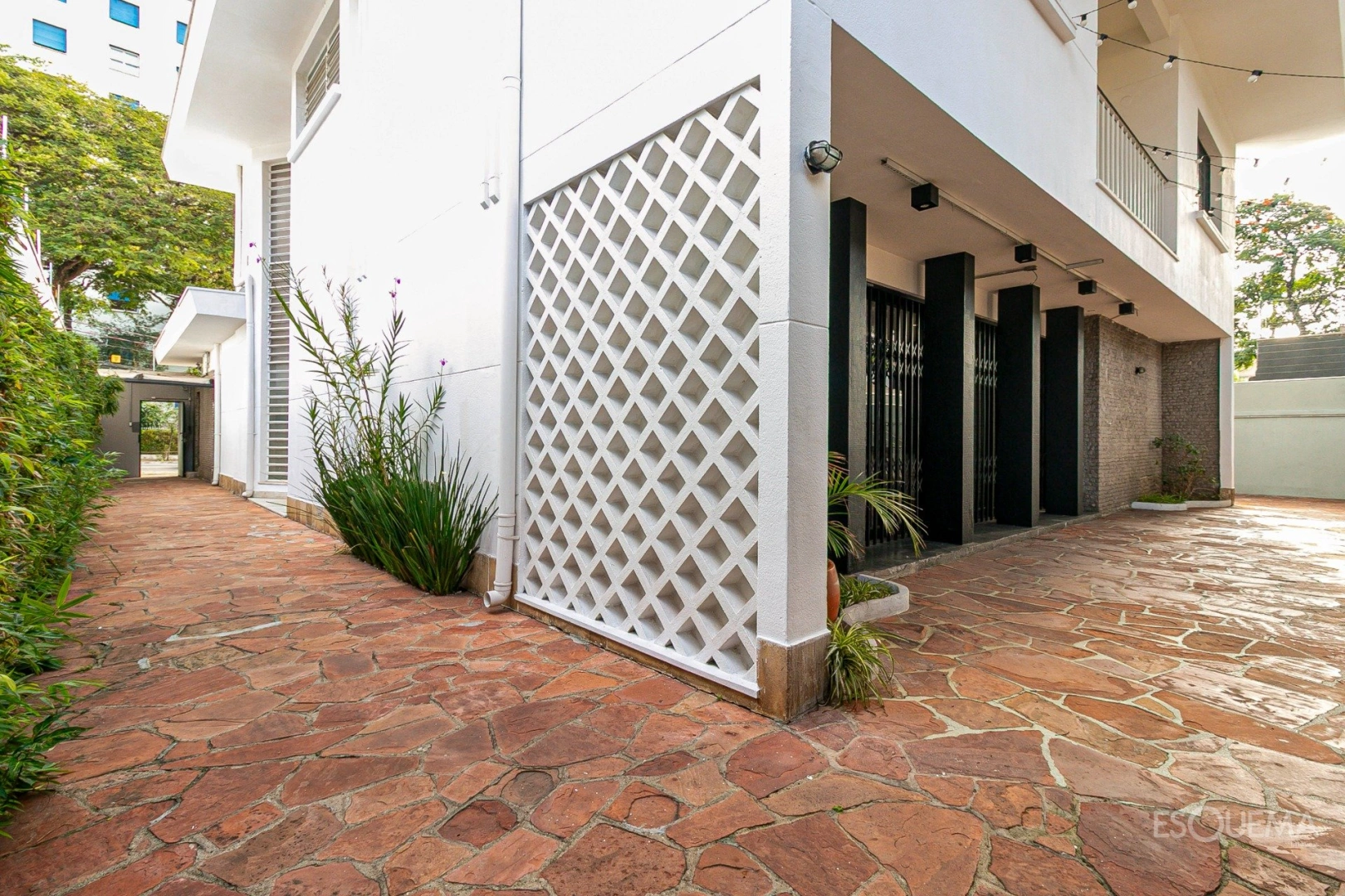 Casa comercial para reforma no Jardim América - Imagem 9