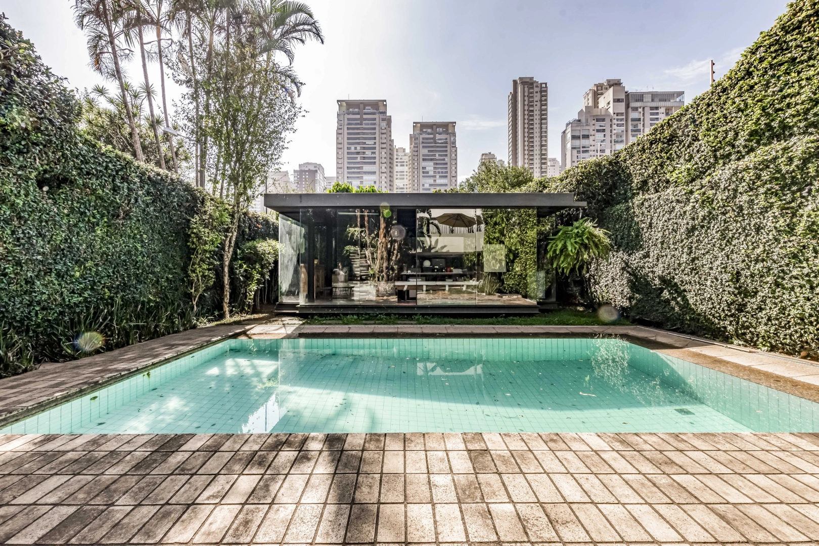 Casa em ótima localização - Imagem 1