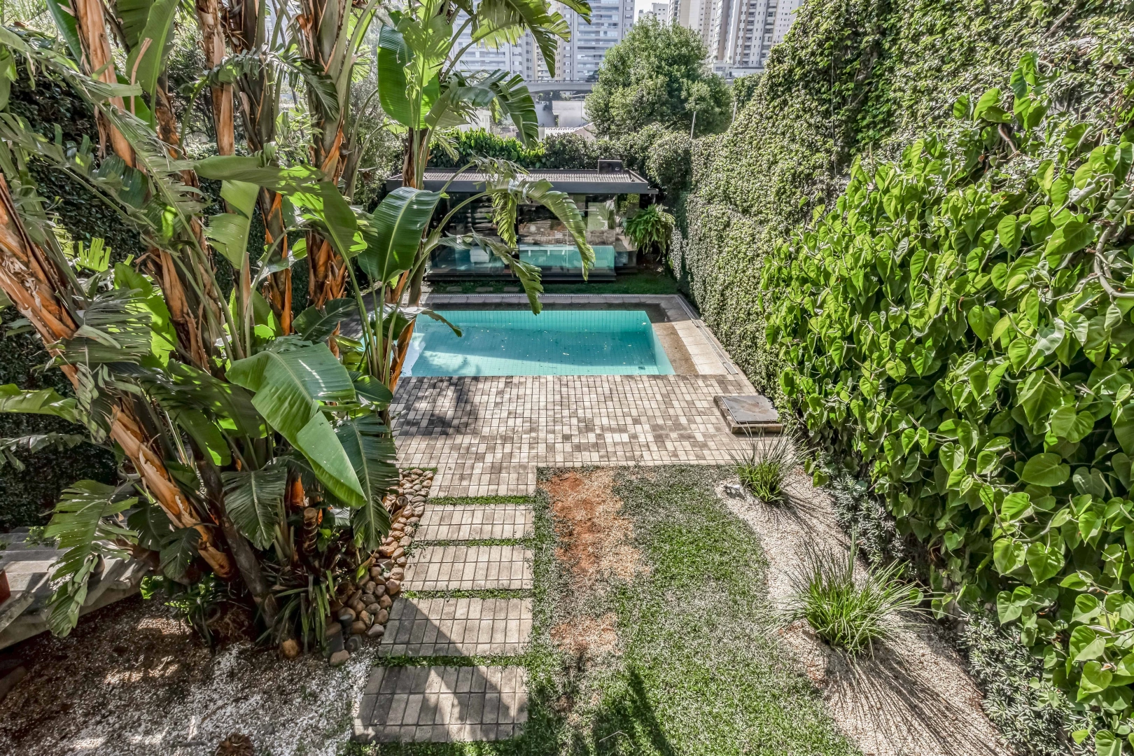 Casa em ótima localização - Imagem 2