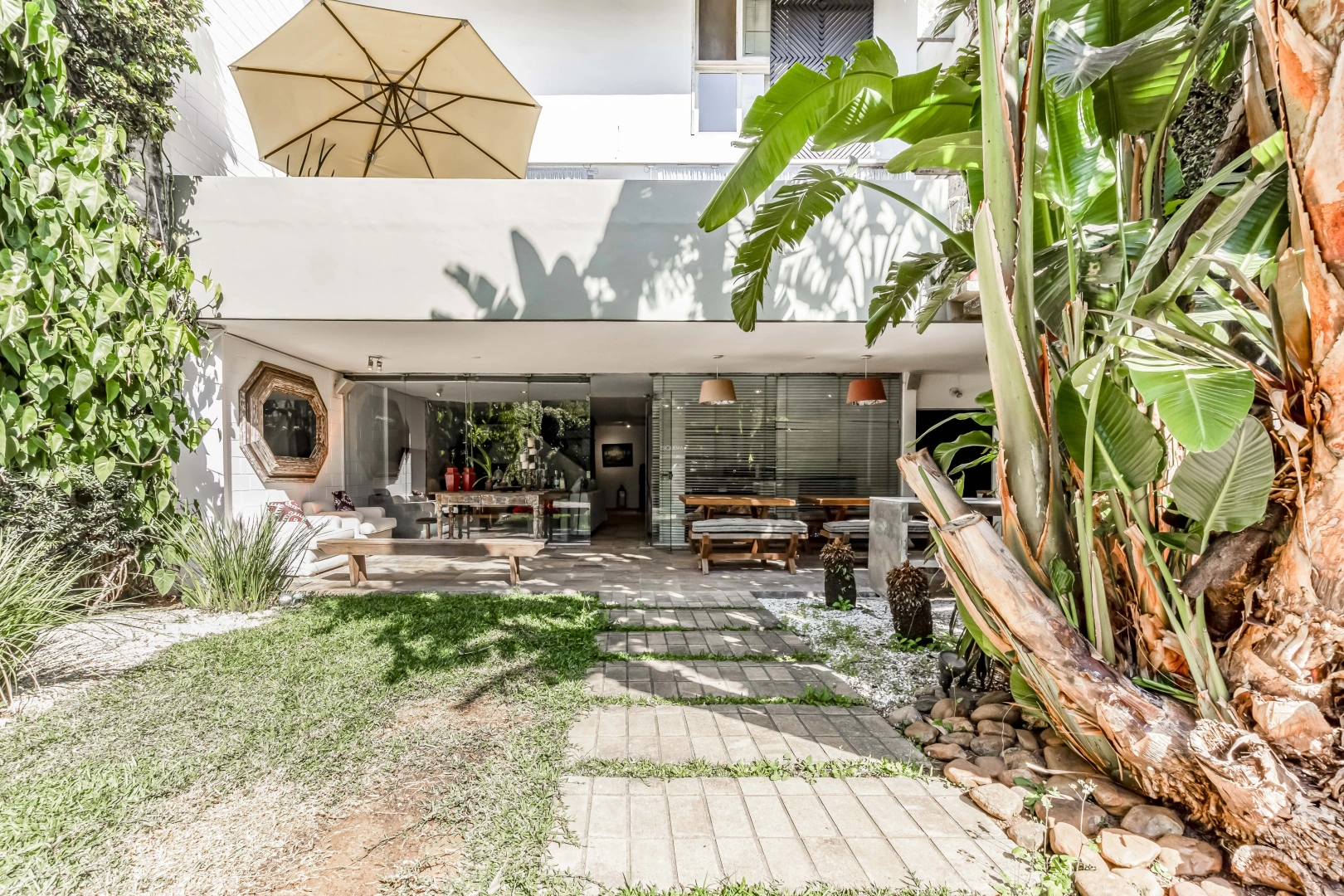 Casa em ótima localização - Imagem 3