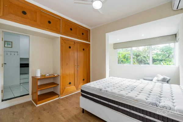 Casa ampla em ótima localização
