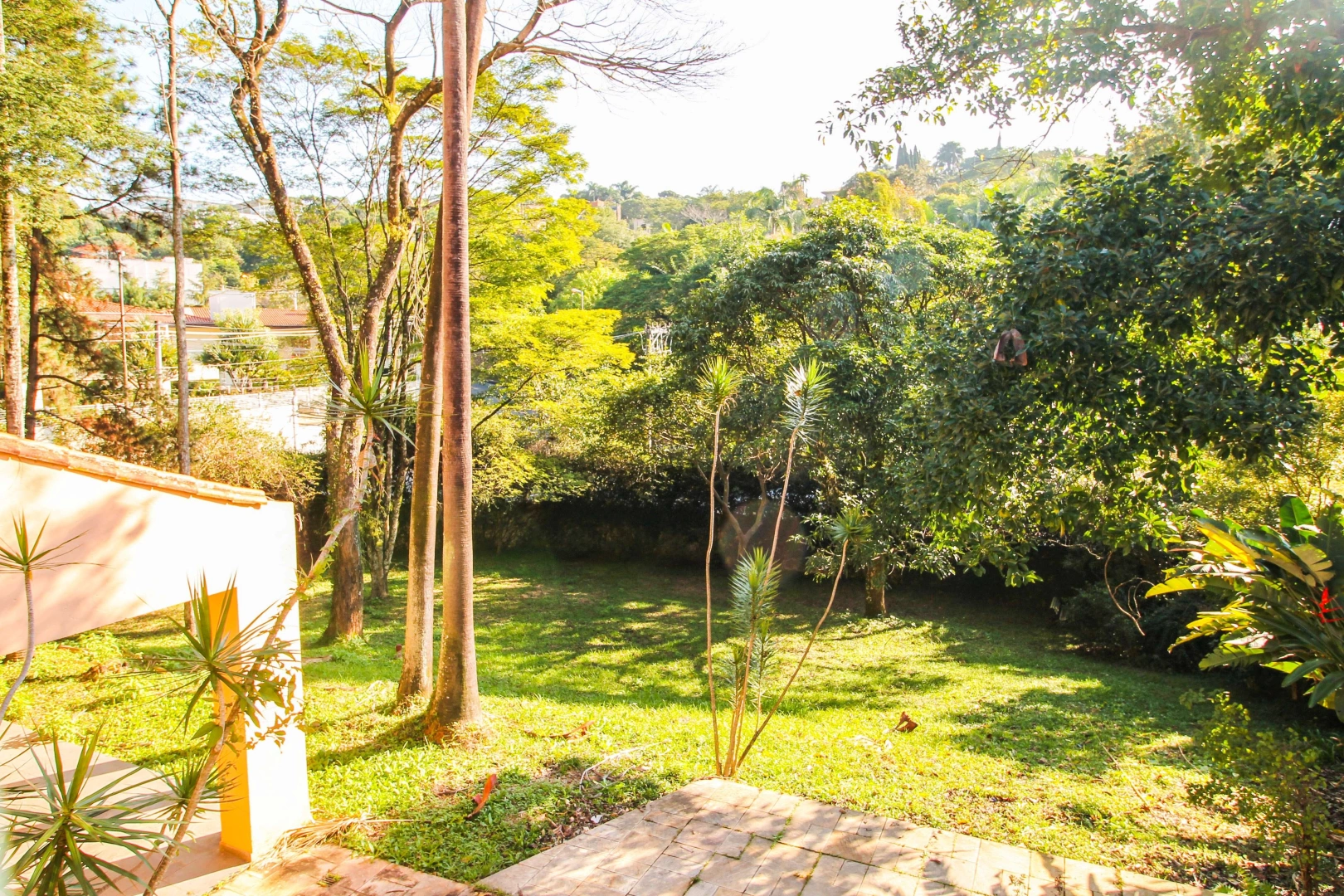 Casa versátil em localização nobre - Imagem 4