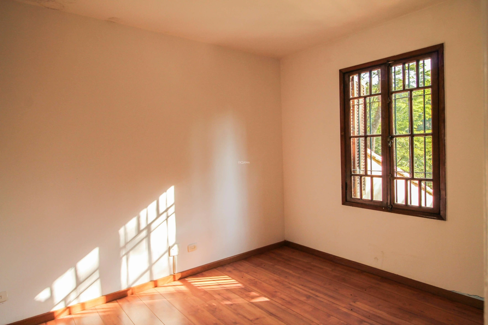 Casa versátil em localização nobre - Imagem 9
