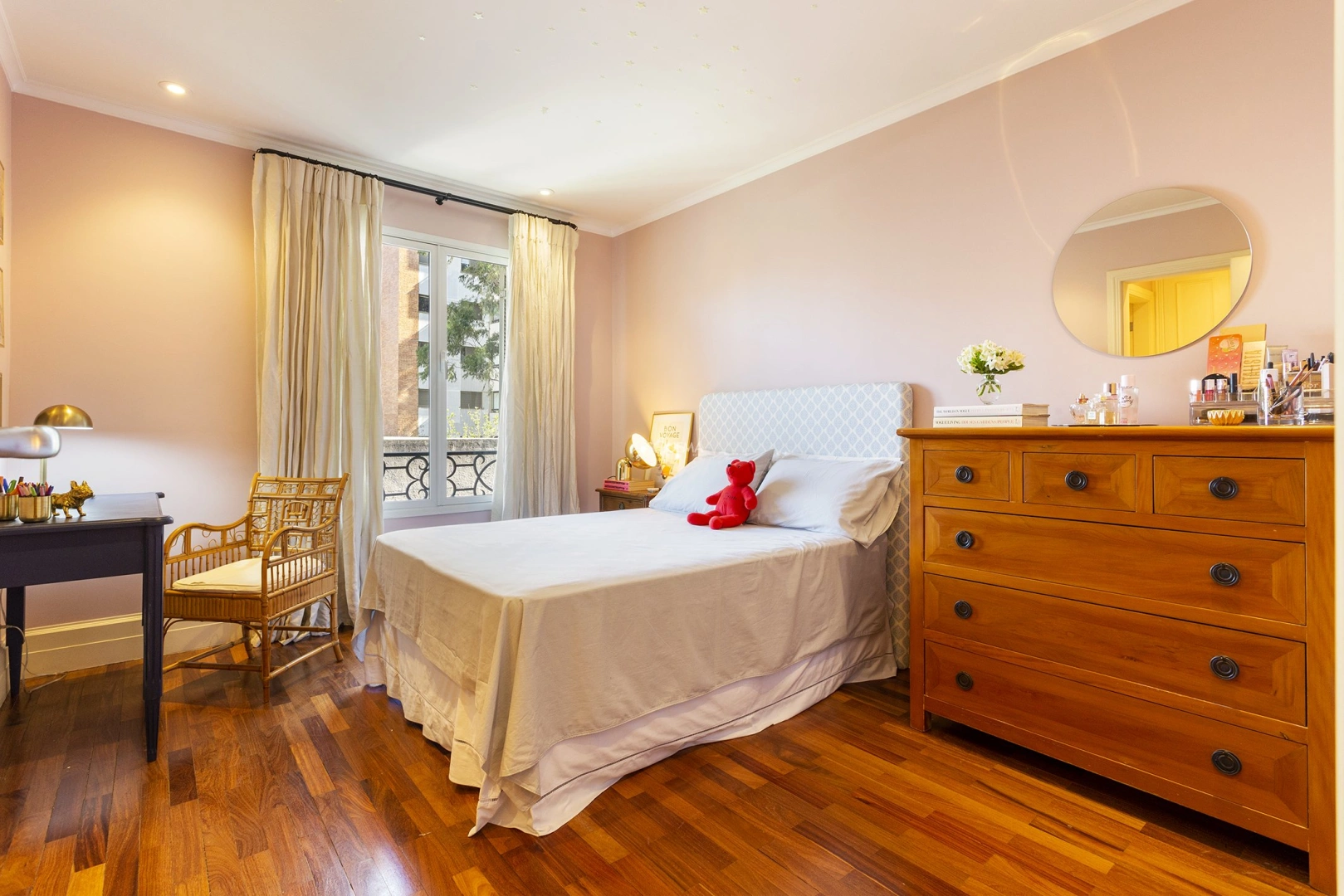 Apartamento confortável em rua tranquila - Imagem 12