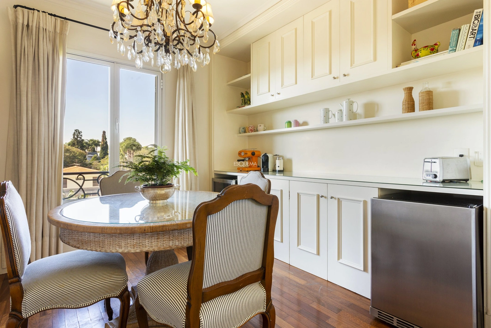 Apartamento confortável em rua tranquila - Imagem 7