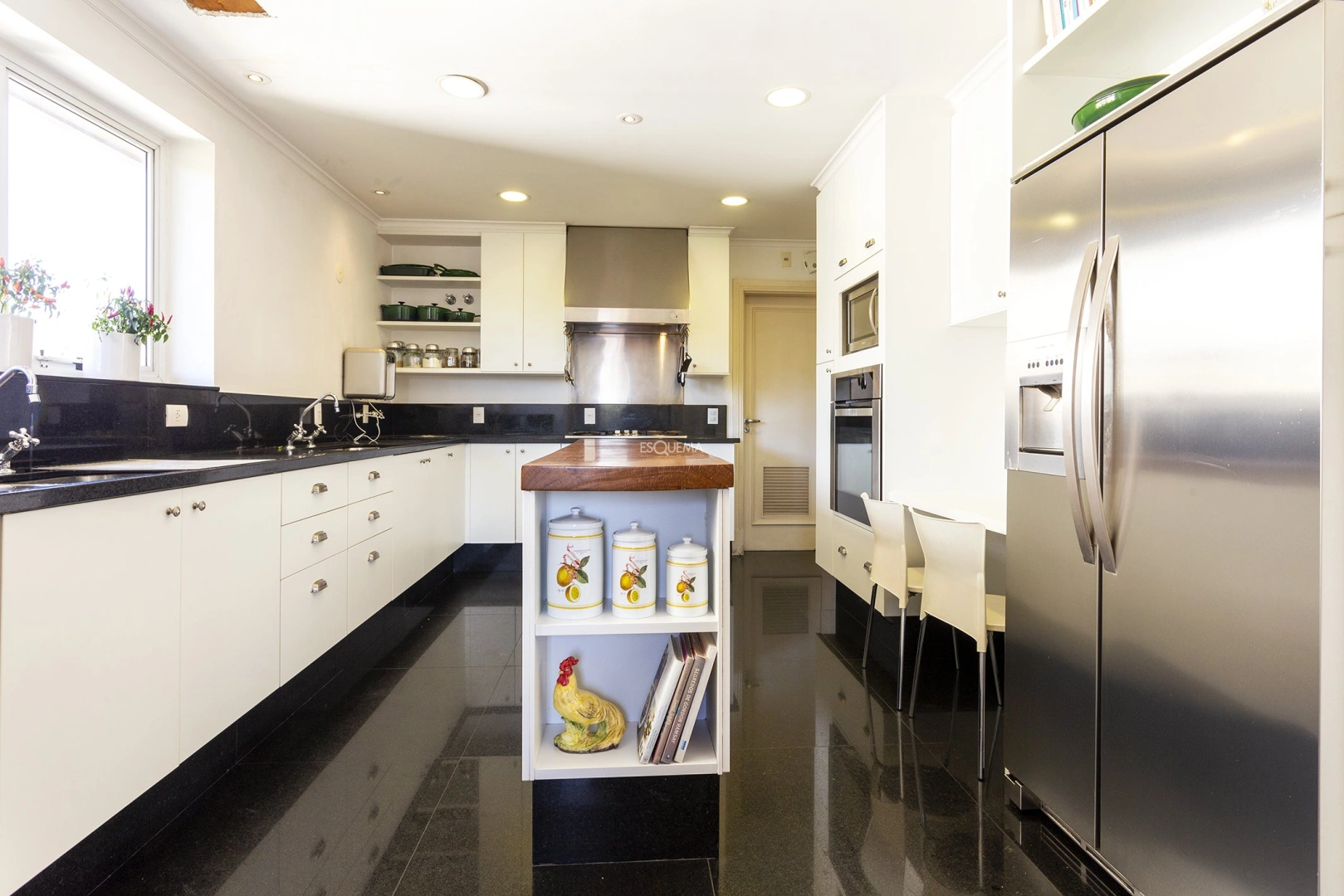Apartamento confortável em rua tranquila - Imagem 8