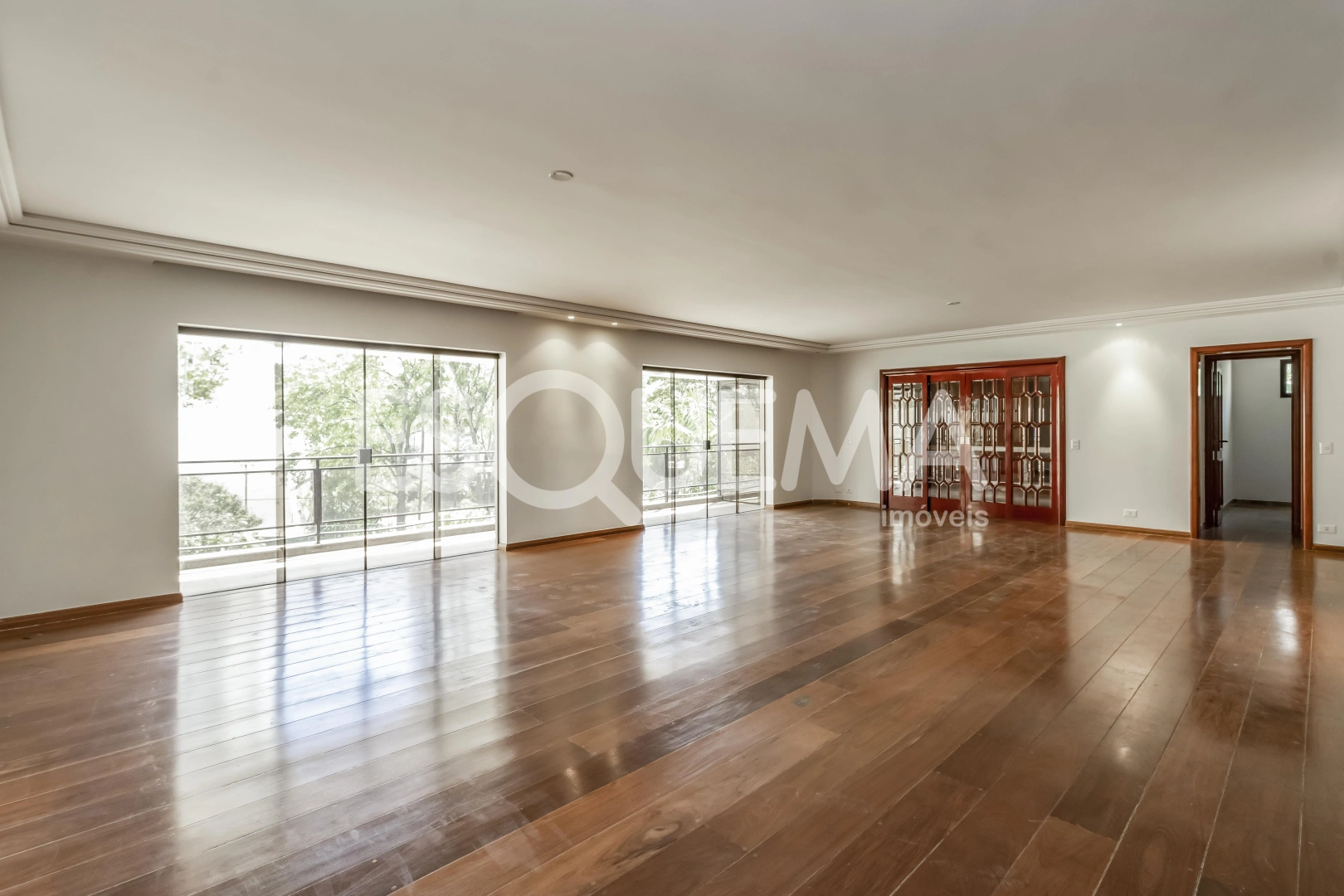 Apartamento com lazer e quadra de tênis - Imagem 1