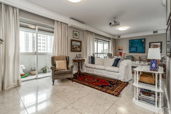 Apartamento próximo à Escola Mobile