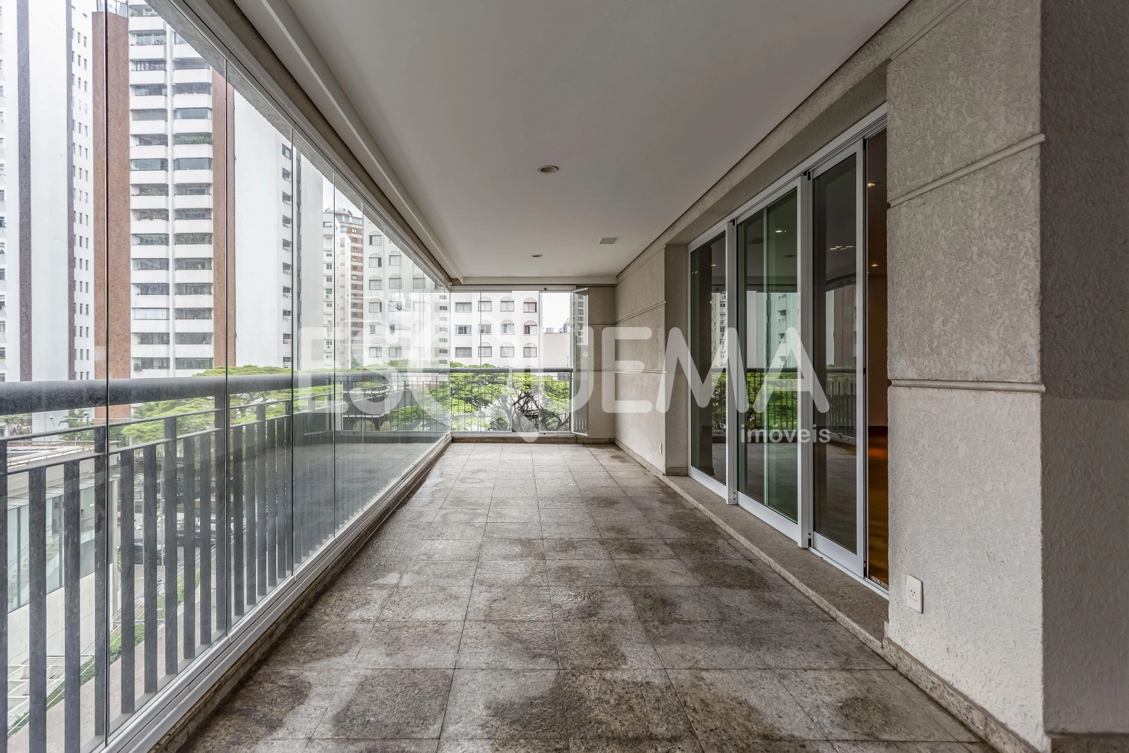 Apartamento em localização privilegiada - Imagem 2