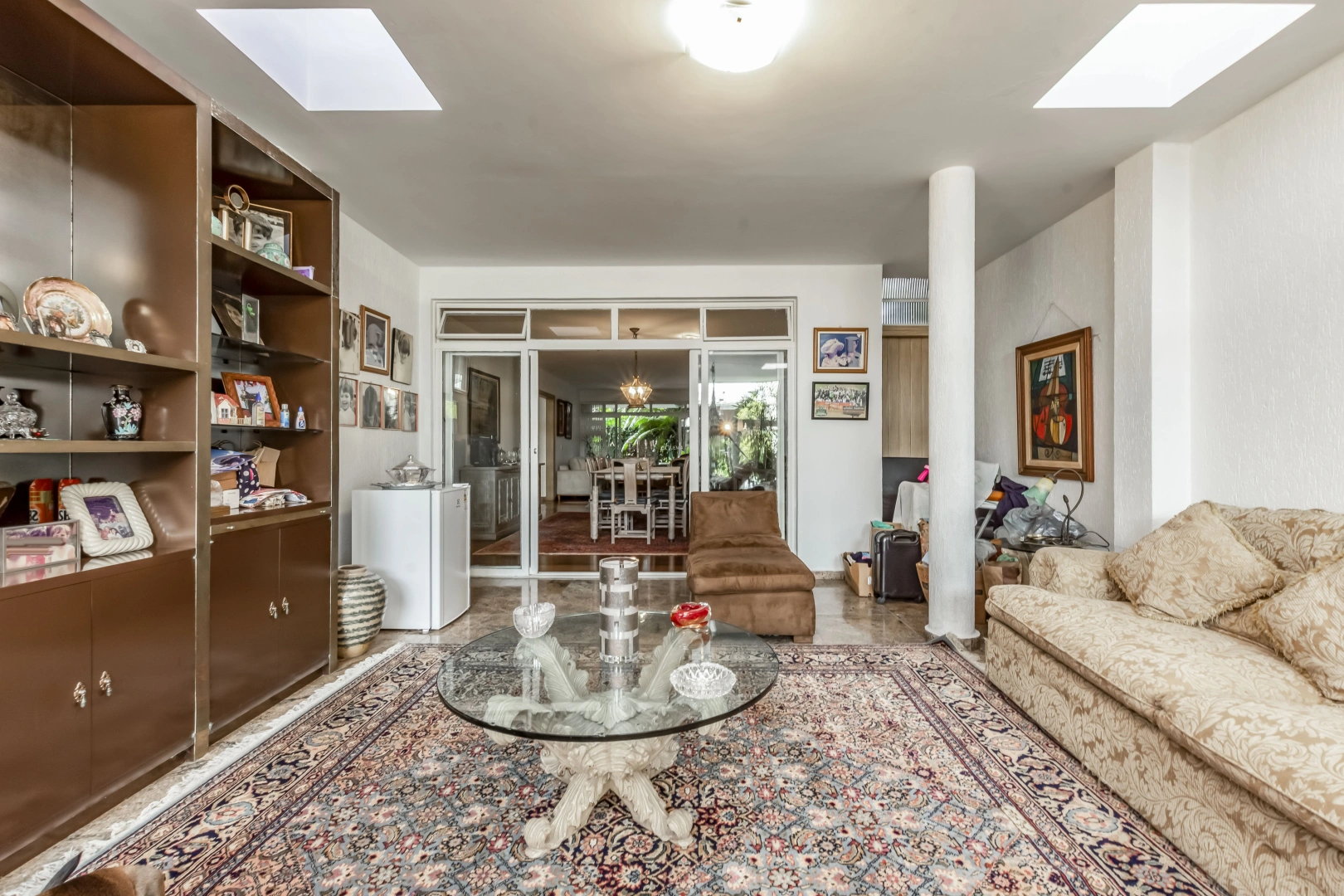 Casa bem localizada, com potencial para reforma - Imagem 11