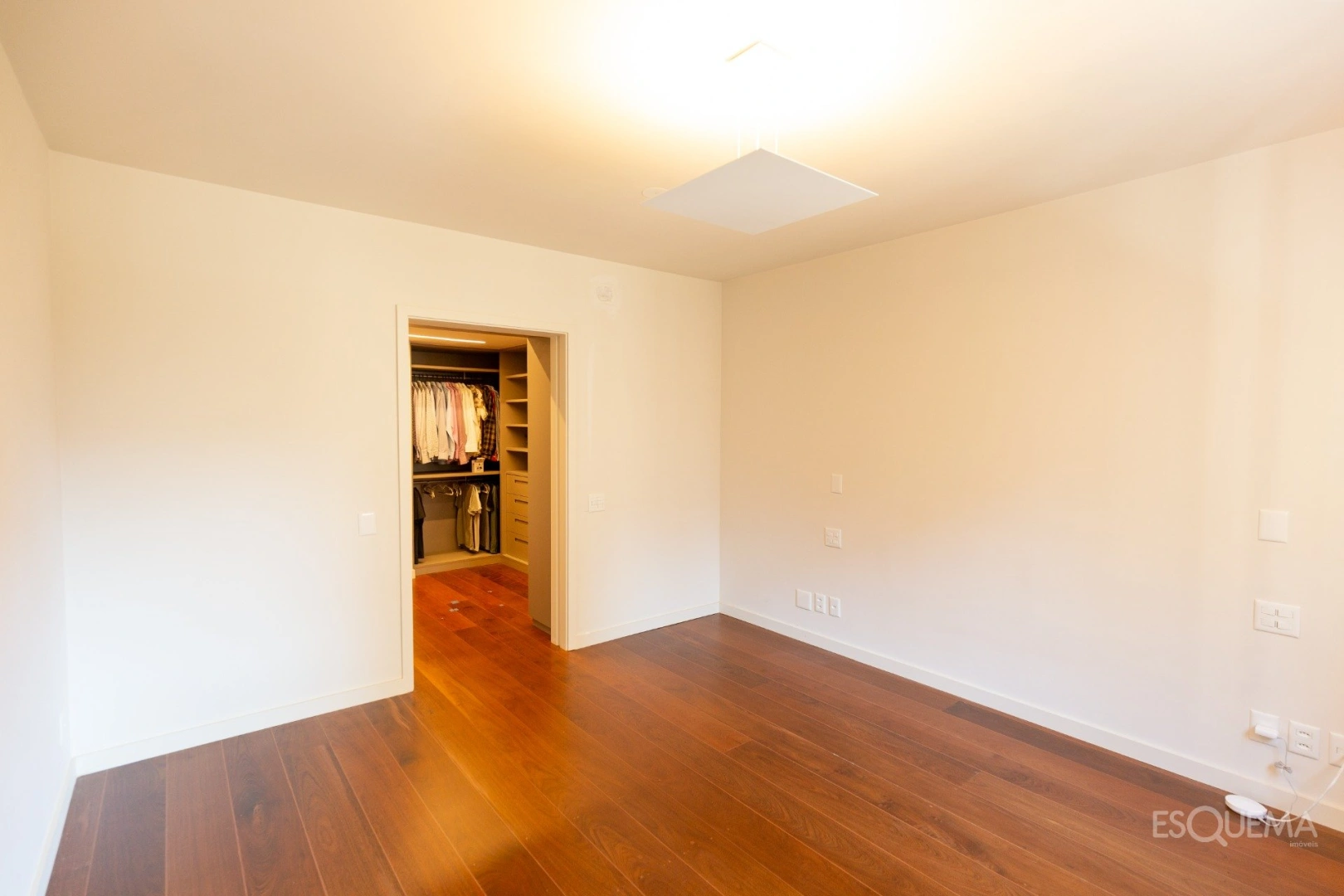 Apartamento reformado e bem localizado - Imagem 15