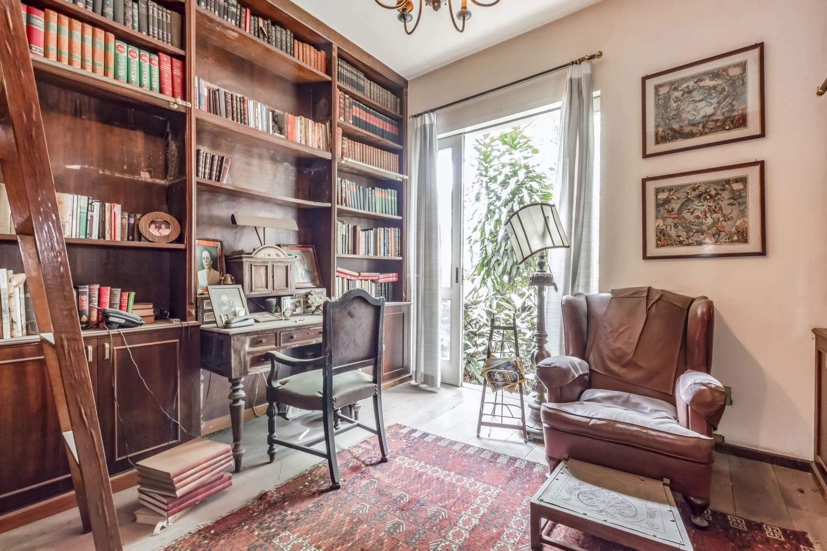 Casa em excelente localização - Imagem 12
