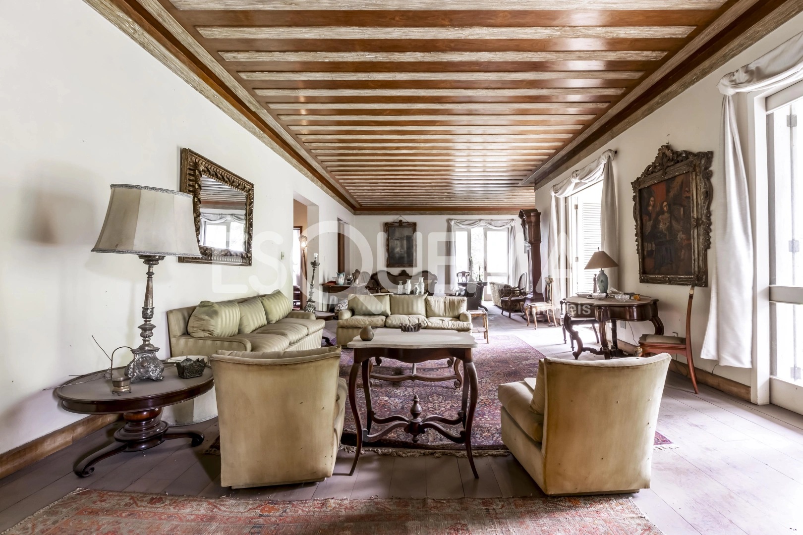 Casa em excelente localização - Imagem 4
